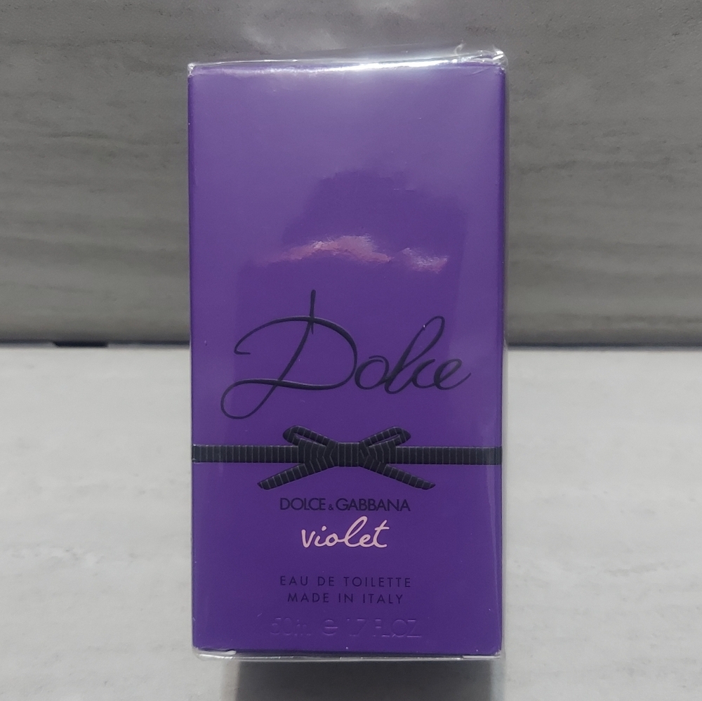 Dolce & Gabbana Violet Perfume Cologne